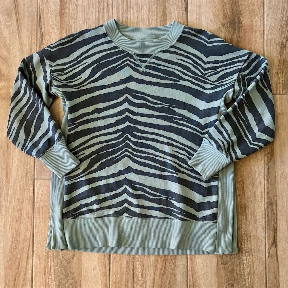 Aerie Women's Gray Zebra Print Tunic Sweater with Side Slits Size S